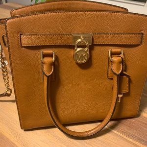 Michael Kors Hamilton Shoulder Bag